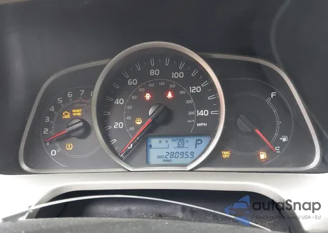 2015 Toyota Rav4 Xle z USA, uszkodzony, nr VIN 2T3WFREV9FW193299